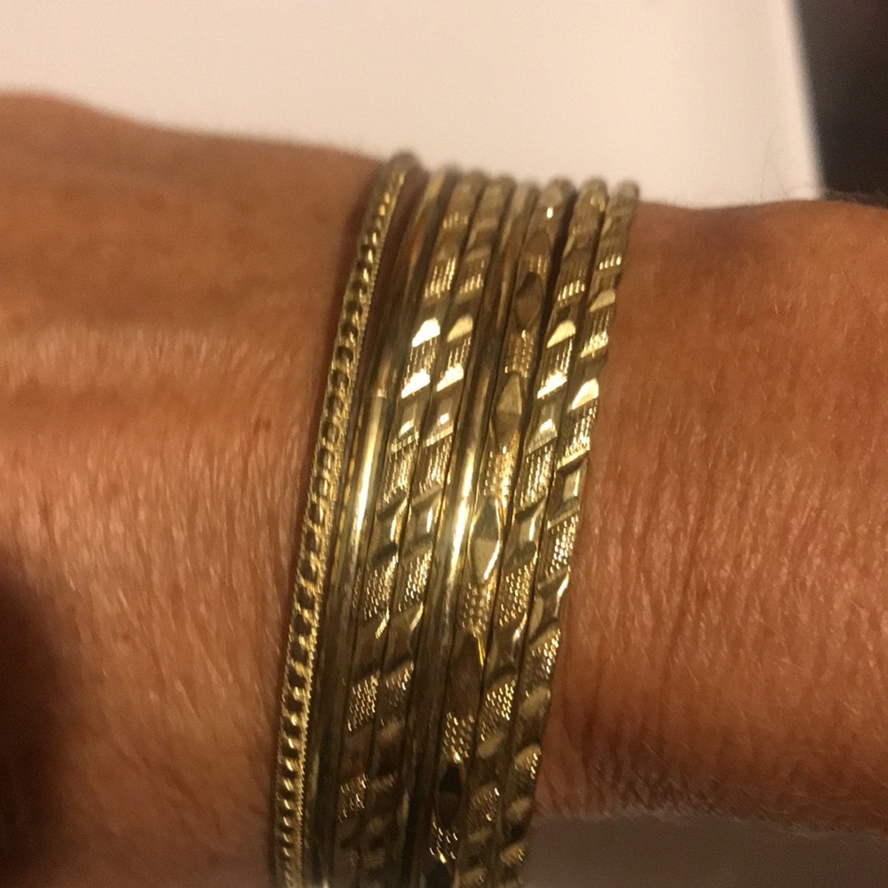 Ladies gold bangle bracelet